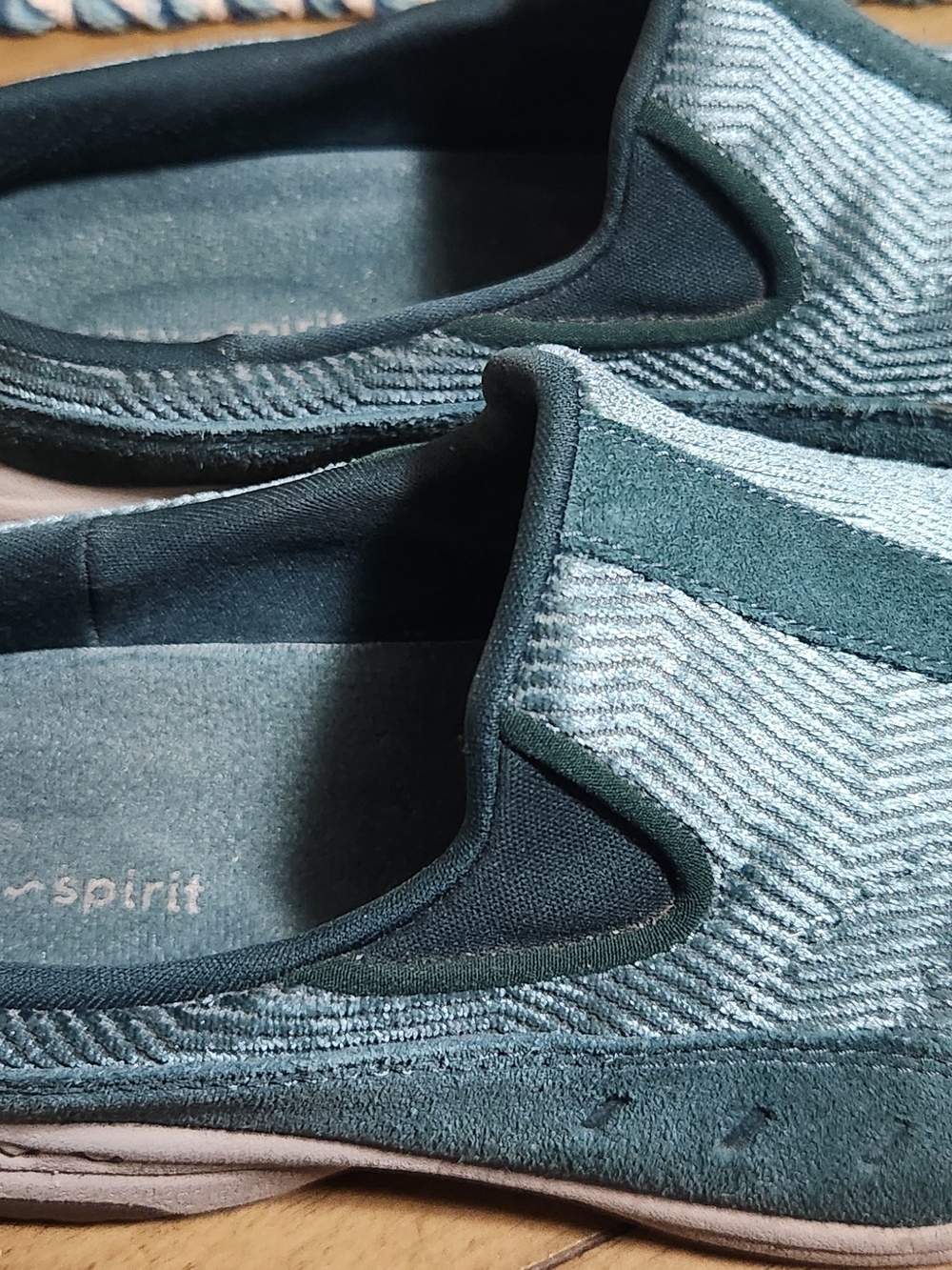 Easy Spirit Women's Slip-On Loafers in Forest Green. These are SO comfortable!